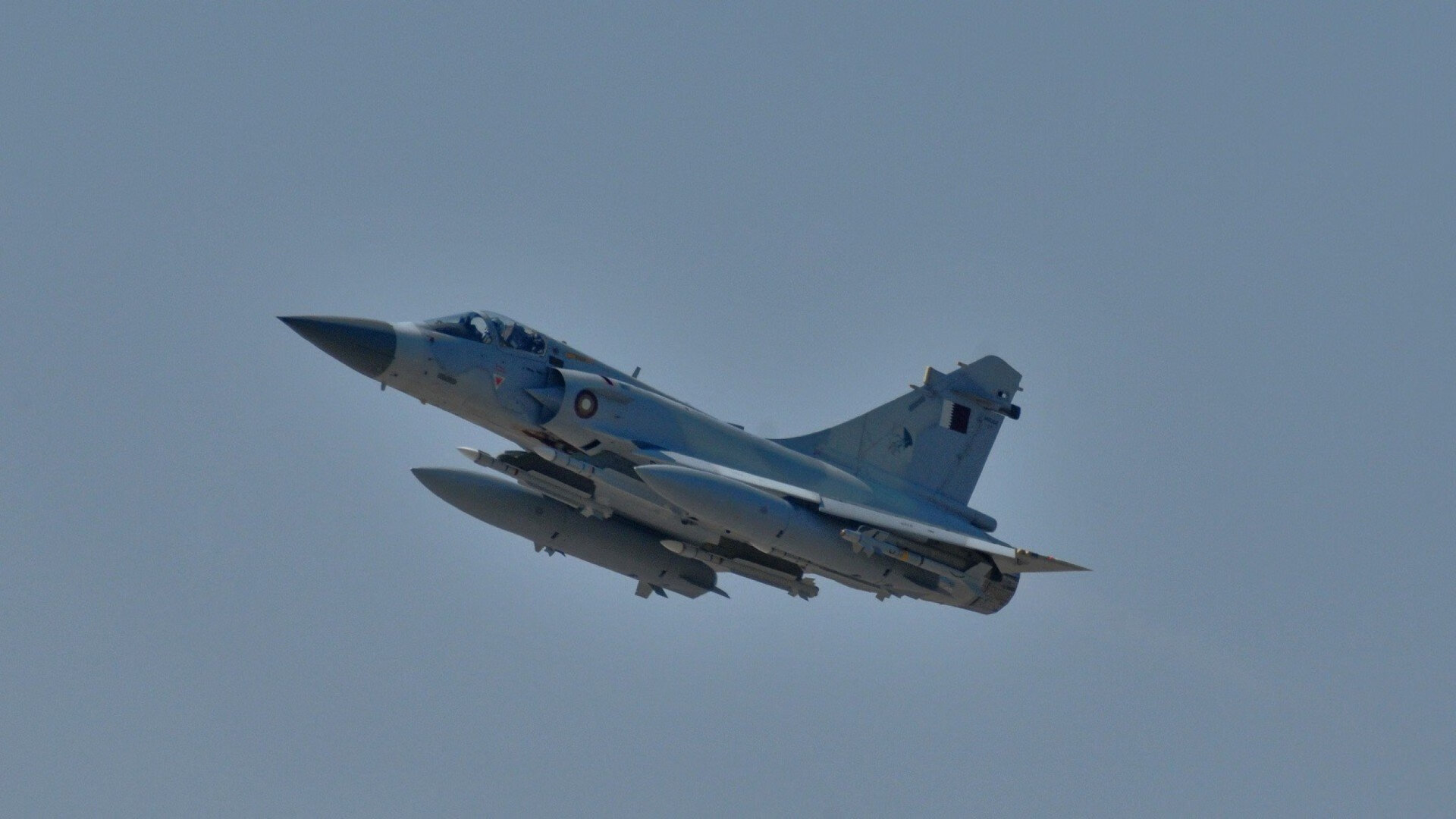 下载乐鱼体育APP-拜仁人盯人+区域混合防守成功遏制博卡进攻，拜仁 humanrace